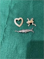 Gold heart pin, frog