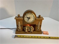 Working United Fireplace Clock