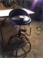 Height adjustable cushion stool