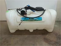 Master Mfg 25 gal plastic tank with pump & sprayer