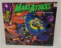 Trendmasters Mars Attack "Doom Saucer"