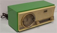 1959 CBS Truetone D2810 Tube Type Clock Radio