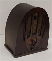 Philco Model 37-84 Wooden Cathedral Radio
