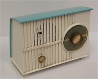 Mid-Century Philco TP60-0161 Tube Type Radio