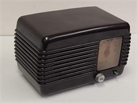 1947 Federal Model 1040TB Bakelite Radio