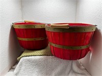 Small fruit baskets