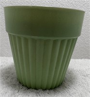 Little green vintage flower pot/ trinket holder