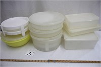 Tupperware Containers & Pie Trays