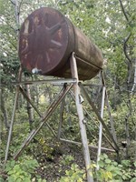 LG Vintage Water Tower with Stand