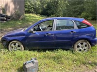 2005 Ford Focus ZX5 Parts Car