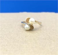 Vintage 10KP Double Pearl & Tiny Diamond Ring