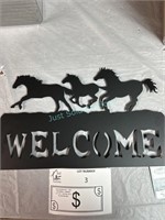 Running horse welcome sign
