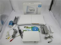 Console Nintendo Wii complète avec Balance board