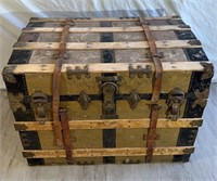 Antique Romadka steamer trunk excellent condition