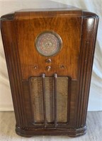 Antique Crosley model 736-T, 759 console radio
