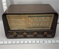 1949 Philco radio tube table Bakelite model 49 904