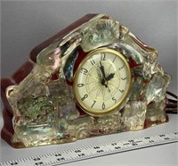 Vintage Lucite Mother of Pearl mantle clock w/