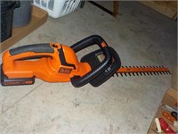 B & D hedge trimmers no charger