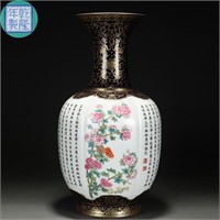 A CHINESE INSCRIBED FAMILLE ROSE AND GILT VASE
