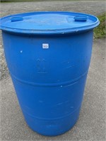 LARGE CLEAN PLASTIC DRUM