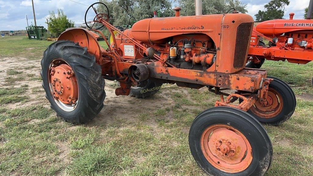 Allis Chalmers WD wide front. Good tires