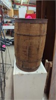 SMALL WHISKEY BARREL