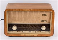 GRAETZ POLKA GERMAN TUBE RADIO