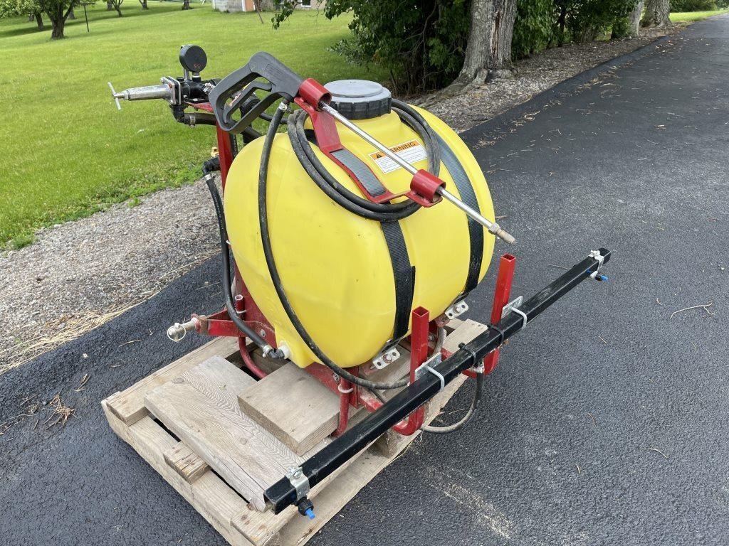 30 gallon 3pt sprayer w/ boom and hand wand