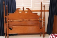 Angelus Maple Pine Cone Queen Bed w Frame