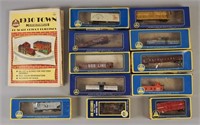 11 AHM Train Cars & 1930 Mini Structure Manual