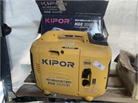 KIPOR KGE 2000 GENERATOR