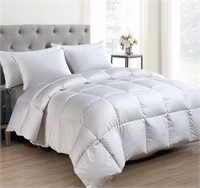 Hotel Suite Full White Comforter retail $200