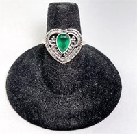 Sterling Emerald Ring 4 Grams Size 7