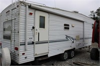 2001 Fifthwheel Camper - Titled