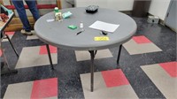 4' Round Folding Table