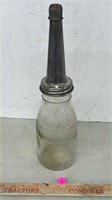 1 Imperial quart Oil Measure Bottle.