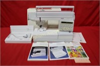 Pfaff Creative 1473 CD Sewing Machine