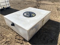 APROX 3X4' X 1' ZEEBEST POLY WATER TANK