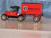 Ertl 1/24 Scale  1918 Ford Runabout with Trailer