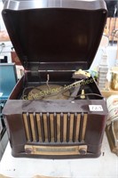 Admiral Radio Phonograph in Bakalite Case - As is