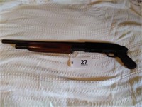Mossberg 500 12 gauge with pistol grip