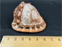 Vintage carved Cowrie seashell cameo