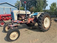 Ford 901 Tractor, high crop, diesel, 2WD