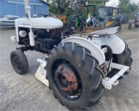 Farmall 100 tractor,2WD,gas,20HP,1956 series