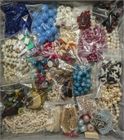Vintage Loose Beads & Broken Necklaces Lot