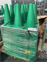 Green traffic cones,approx 320 cones on pallet