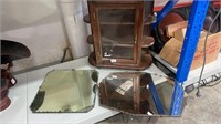 SMALL CURIO CABINET AND 2X ANTIQUE MIRRORS