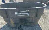 Rubbermaid water tank, 100 gallon