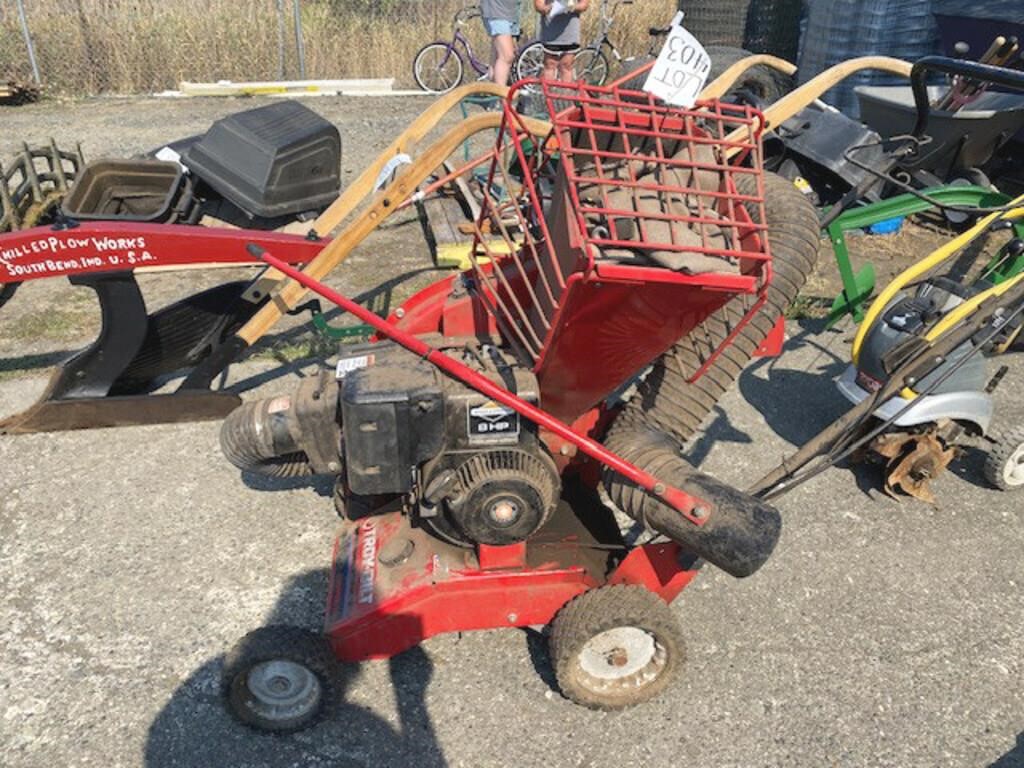 Troybilt 8HP Chipper/Vac, non-running at delivery