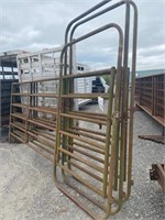 Powder River Livestock panels,3 pcs w/bow gate